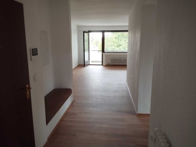 2 Zimmer Wohnung in Heißen