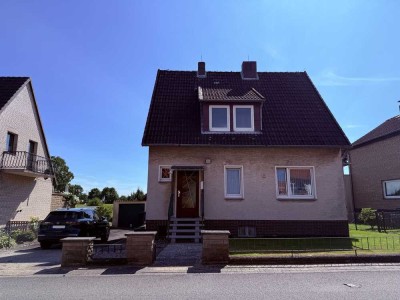 Sie lieben das Landleben!? 1-2 Familienhaus mit einem großen, sonnigen Grundstück in Hülsede