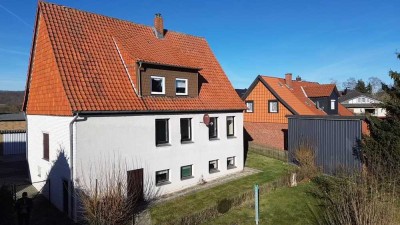 - Reserviert - Freistehendes Einfamilienhaus mit großem Baugrundstück in Heißum