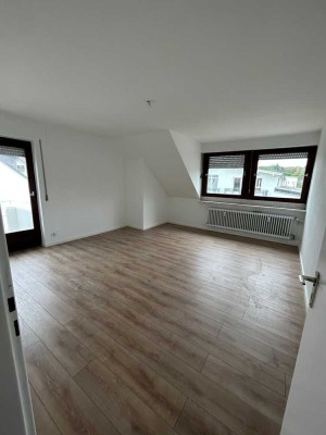 Ansehnliche 3-Zimmer Wohnung mit kleinem Balkon