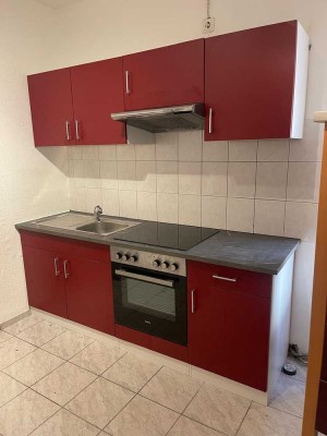 Freundliche 2-Zimmer-Wohnung mit Balkon und EBK in Nürnberg
