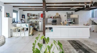 Geräumige 4-Zimmer-Loft-Wohnung mit gehobener Innenausstattung mit Einbauküche in Calw
