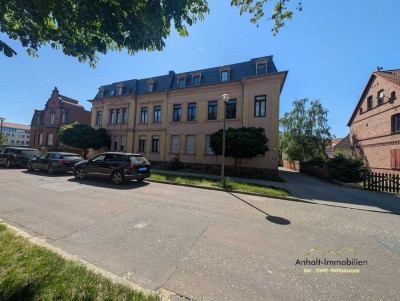 2-Raumwohnung im 1. Obergeschoss, zentral und doch ruhig gelegen