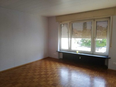 Komplett renovierte 102 m² große 3-Zimmer-Wohnung in zentraler Lage in Achern