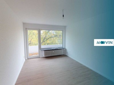 ++ SANIERTE 3-Zimmer-Wohnung mit großem Balkon, schickem Boden und viel Tageslicht ++