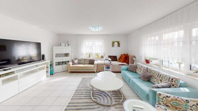 Solms: Geräumige 4 Zimmerwohnung mit gehobener Ausstattung & Einbauküche