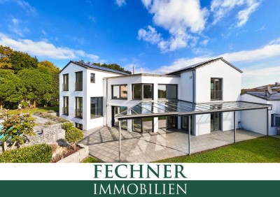 Dieses Haus begeistert - von außen vornehm zurückhaltend eröffnet sich im Inneren ein Wohntraum!