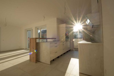 **Moderne und helle 3-Zimmer Wohnung mit Terrasse und Garten in Hösbach**