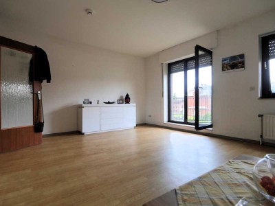 Schöne geräumige 1-Zimmer Singlewohnung in Herzogenrath!