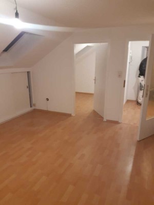 Attraktive 2-Zimmer-DG-Wohnung in Stadtoldendorf