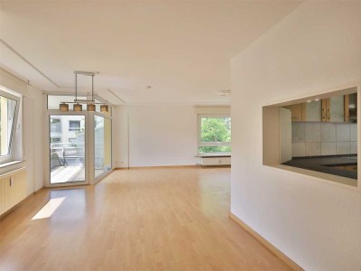 Großzügige 3-Zimmer-Wohnung mit Balkon