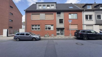 Voll vermietetes Mehrfamilienhaus mit Garagen und Entwicklungspotenzial – Beste Lage Oberhausen