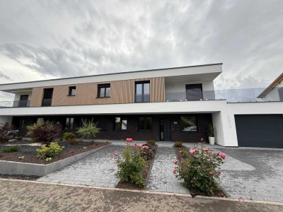Hochwertige Wohnung im Obergeschoss