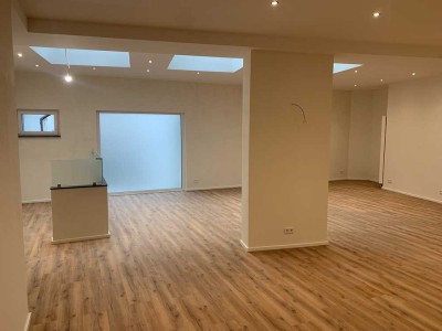 Außergewöhnliche Loft-Maisonettewohnung mit großer Terrasse