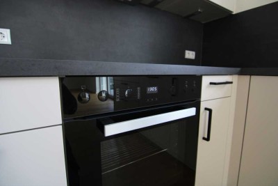 Mit Südwestbalkon für Sonnenanbeter: eleganter Wohntraum im Erstbezug mit hochwertigen Ausstattungen