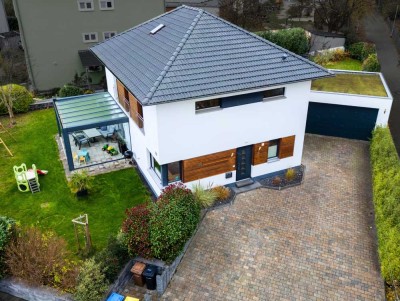 STYLISCH - INNOVATIV - NACHHALTIG - Hochmodernes Einfamilienhaus mit Garage und großzügigem Garten