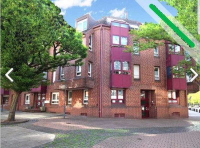 Urbanes Leben im Herzen von Neuss – Exklusive 4-Zimmer-Wohnung mit EBK und Tiefgarage