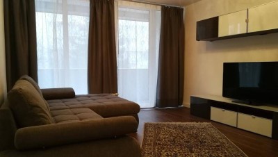 Perfekte zentrale Uninähe - Studentenwohnung mit 3 Schlafzimmern in sehr gutem renovierten Zustand