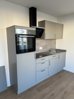 Neuwertige 2,5-Zimmer Wohnung mit Balkon