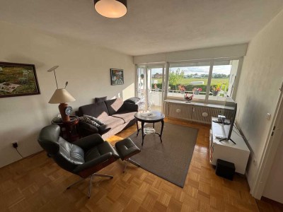 Geschmackvolle 2,5-Zi-Wohnung mit gehobener Innenausstattung mit Blick ins Grüne in FFB