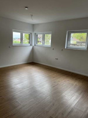 Moderne 3-Zimmer-Souterrainwohnung in Aschaffenburg-Strietwald – ruhig, zentral & top ausgestattet!