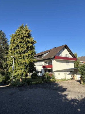 Helle 3-Zimmer-DG-Wohnung mit Balkon in Ballrechten-Dottingen zu verkaufen