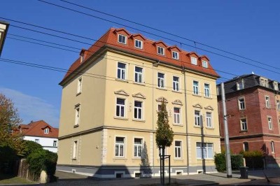 1,5-Zi-Apartment in zentraler Lage - EBK* + Stpl.*