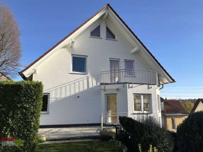 2,5 Zimmer mit Terrasse und Garten + Option auf zusätzlichen Raum im Hanggeschoss