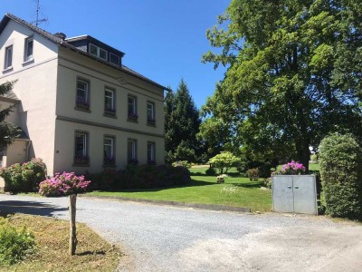 Schön geschnittene 3 Zimmer-Wohnung mitten im Grünen