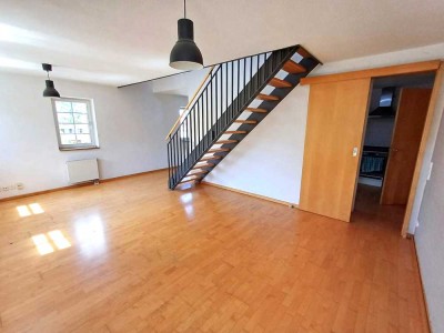 Stilvolle Maisonettewohnung im Herzen von Gerlingen (auch gewerblich nutzbar)
