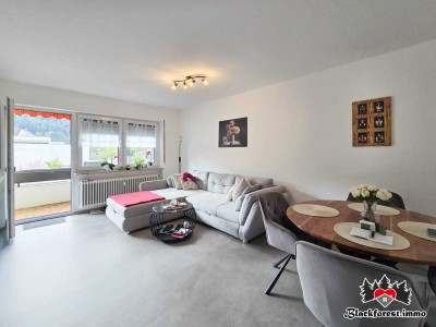 Modernisierte 2-Zimmer-Wohnung mit Balkon, Keller und PKW-Stellplatz
