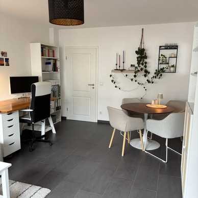 Düsseldorf-Benrath – Moderne 2-Zimmer-Wohnung mit ruhigem Balkon