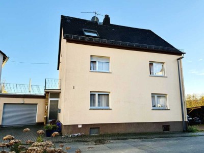 Solides Ein-/Zweifamilienhaus in Ortsrandlage