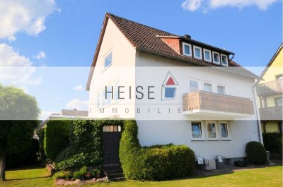 Sanierte 3-Zimmer-Mietwohnung mit EBK, Autoabstellplatz in stadtnaher Wohnlage - Dachgeschoss