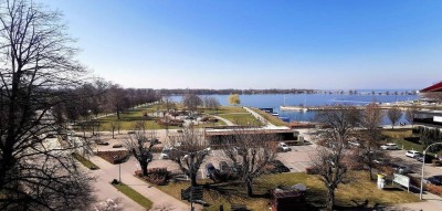 Exklusive und großzügige Wohnung am See mit toller Aussicht