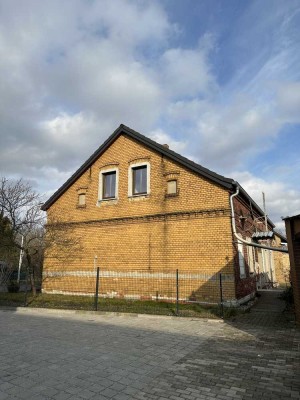 11-Zimmer-Einfamilienhaus in Annahütte