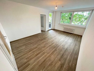 *Über den Dächern Holsterhausens - moderne Balkonwohnung*