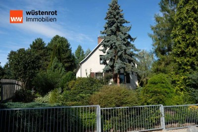 Gepflegtes Haus (ca. 120 m²) mit Traumgrundstück 2000 m² in ruhiger Lage Mosel/Zwickau