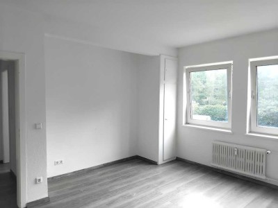 Sehr schöne sanierte 2 Zimmer Wohnung in Gelsenkirchen zu vermieten