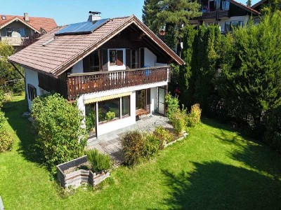 Einfamilienhaus mit Einliegerbereich und Garage in Bernau am Chiemsee -Viel Platz für die Familie-