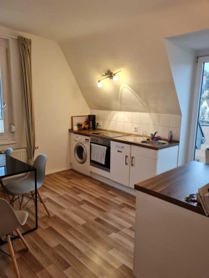 Schicke 2-Zimmer Wohnung mit Balkon in der Azenbergstr.