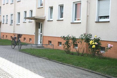 Sonnige 3-Zimmer-WE mit Balkon, 1. OG, ruhige Grünlage, Erstbezug nach Renovierung