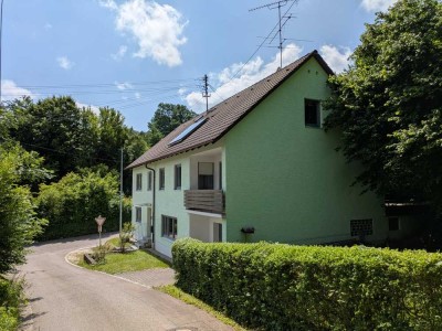 Interessantes Haus mit viel Platz in Neuburg/Kammel