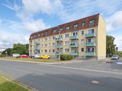 Vermietete ETW - Laminat - Balkon - Wanne - Stellplatz - 2 Zimmer Wohnung in Königsbrück kaufen