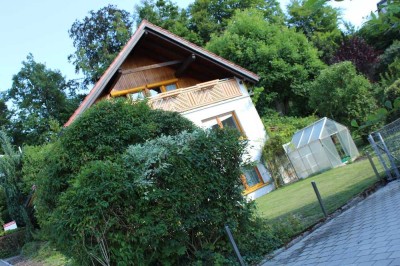 Modernisiertes 6-Zimmer-Haus mit Einbauküche in Biberach