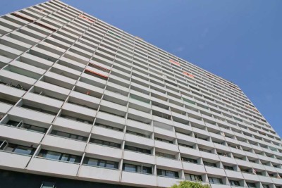 -RESERVIERT- SOLIDE, BARRIEREFREIE KAPITALANLAGE - ca. 36m² WFL, mit Balkon, Pool und EBK