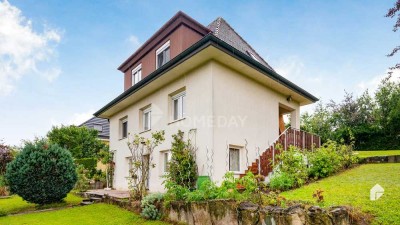 Tolles Einfamilienhaus in Hanglage in idyllischer Lage mit fantastischem Ausblick auf Obersulm