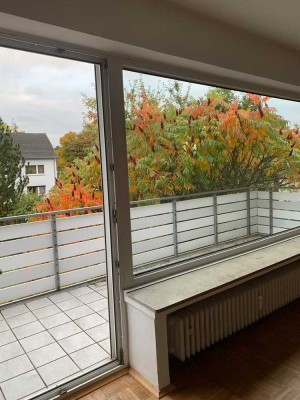 Helle 4-Zimmer-Wohnung, Südbalkon & solidarische Hauskultur