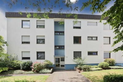 Frisch renovierte 3,5 ZKB - Wohnung mit Balkon und optionalem Tiefgaragenstellplatz