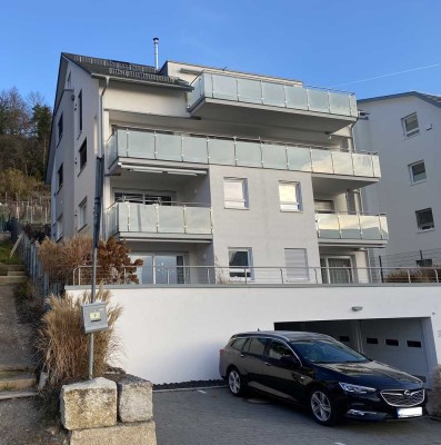 Sehr schöne 2-Zimmer-Wohnung mit großer Terrasse in bester Lage in Herrenberg